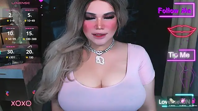 Snapshot of xHugeHarleySelfsuckerx chatting on 5, 11, 2025 xHugeHarleySelfsuckerx online show from 5, 11, 2025