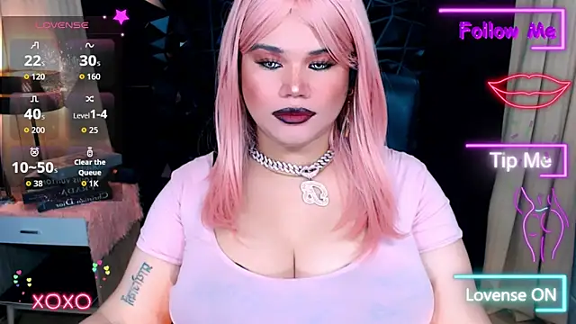 Snapshot of xHugeHarleySelfsuckerx chatting on 12, 11, 2025 xHugeHarleySelfsuckerx online show from 12, 11, 2025