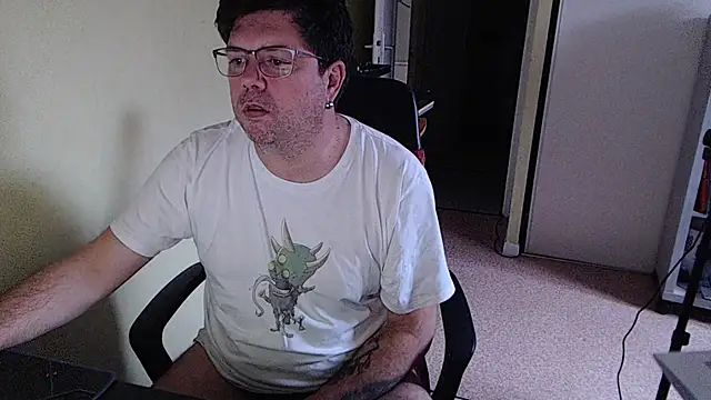 blueandwhite1 online show from 19, 12, 2025