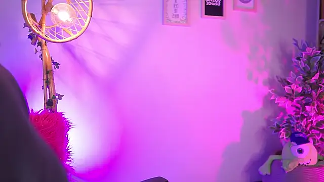  chloe moons  online show from 21, 11, 2025