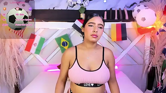 Zoe-Johnson  online show from 23, 6, 2026