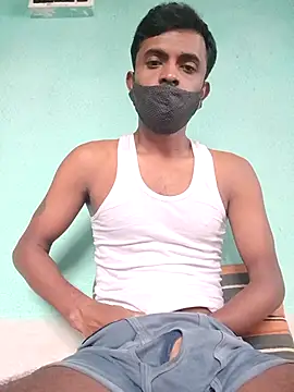 Snapshot of ShinuRoy chatting on 11, 10, 2025 ShinuRoy online show from 11, 10, 2025