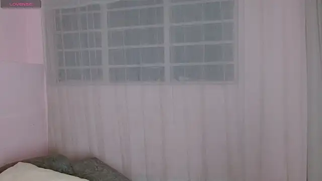 AnnieSparkle online show from 7, 3, 2026