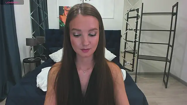 Snapshot of LoraSunnyy chatting on 15, 10, 2025 LoraSunnyy online show from 15, 10, 2025