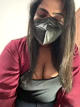 Snapshot of Choco_Chuby chatting on 14, 12, 2025 Choco Chuby online show from 14, 12, 2025