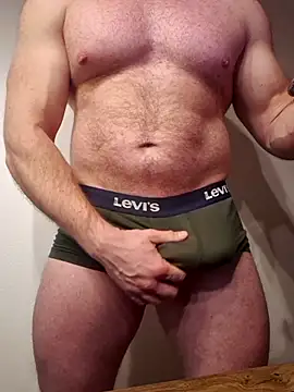 AlphaGymMale online show from 15, 12, 2025