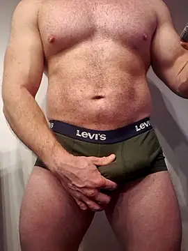 Snapshot of AlphaGymMale chatting on 22, 12, 2025 AlphaGymMale online show from 22, 12, 2025