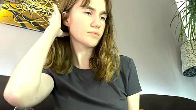 velina   online show from 8, 11, 2025