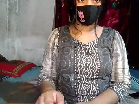 Snapshot of mou002@xh chatting on 7, 10, 2025 mou002xh online show from 7, 10, 2025