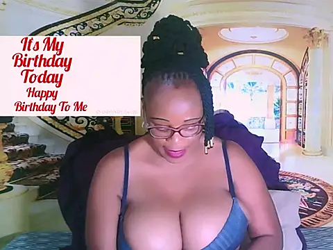Snapshot of EbonyBloom69 chatting on 11, 9, 2025 EbonyBloom69 online show from 11, 9, 2025