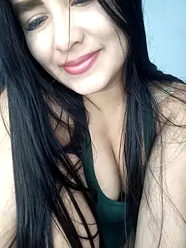 Snapshot of cazumyy chatting on 12, 11, 2025 cazumyy online show from 12, 11, 2025