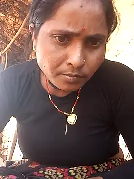 Snapshot of sonaya9y chatting on 23, 9, 2025 sonaya9y online show from 23, 9, 2025