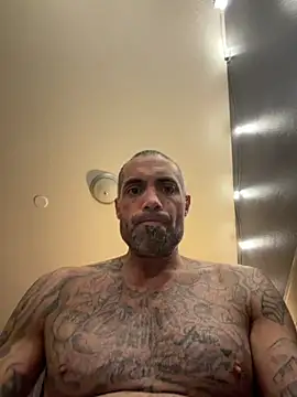 Snapshot of Fine10ne chatting on 2, 12, 2025 Fine10ne online show from 2, 12, 2025