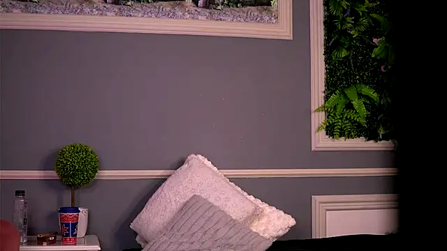 Snapshot of BellaEveX chatting on 13, 11, 2025 BellaEveX online show from 13, 11, 2025