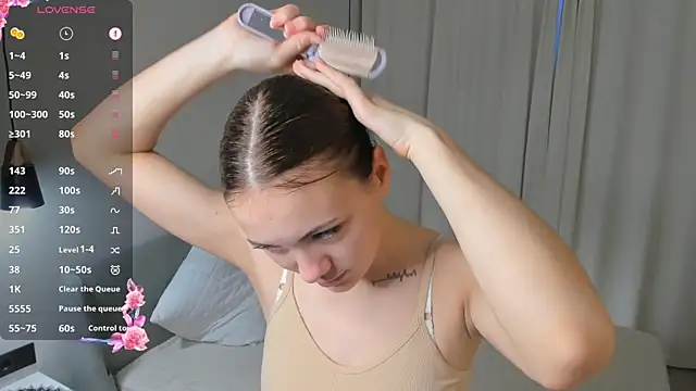 Snapshot of SirenaOstrem chatting on 25, 10, 2025 SirenaOstrem online show from 25, 10, 2025