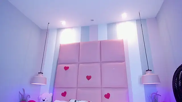 CarolinaFerrer online show from 12, 2, 2026