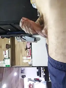 Snapshot of kyroxxx_ chatting on 19, 12, 2025 kyroxxx online show from 19, 12, 2025