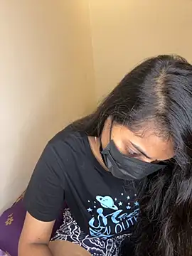 Snapshot of Telugu_sweet_couple_345 chatting on 13, 9, 2025 Telugu sweet couple 345 online show from 13, 9, 2025