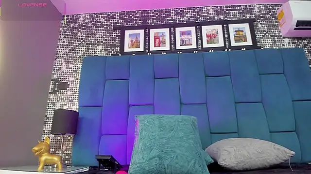 Snapshot of lux_bitchx chatting on 15, 10, 2025 lux bitchx online show from 15, 10, 2025