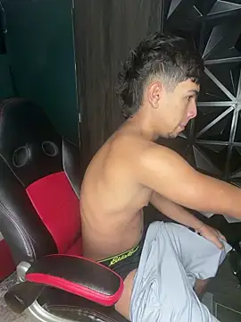 Snapshot of CHR58_ chatting on 21, 10, 2025 CHR58 online show from 21, 10, 2025