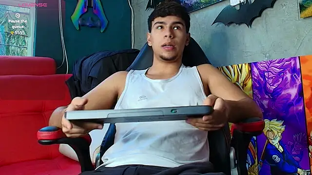 Snapshot of CHR58_ chatting on 23, 11, 2025 CHR58 online show from 23, 11, 2025