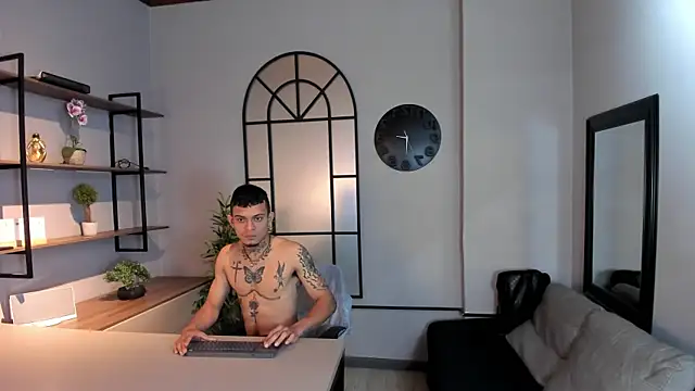 Snapshot of MrJustin_ chatting on 20, 10, 2025 MrJustin online show from 20, 10, 2025