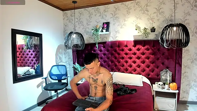 Snapshot of MrJustin_ chatting on 2, 11, 2025 MrJustin online show from 2, 11, 2025