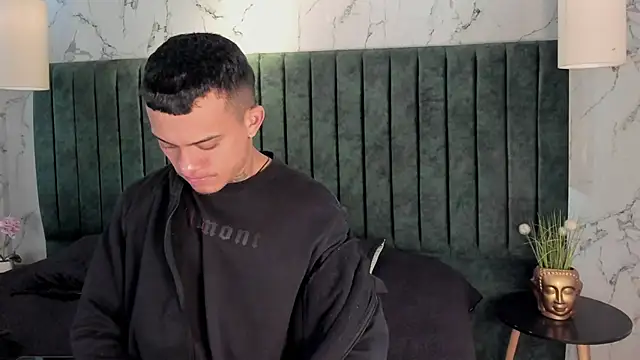 Snapshot of MrJustin_ chatting on 9, 11, 2025 MrJustin online show from 9, 11, 2025