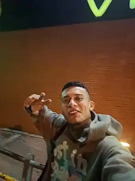 Snapshot of MrJustin_ chatting on 19, 11, 2025 MrJustin online show from 19, 11, 2025