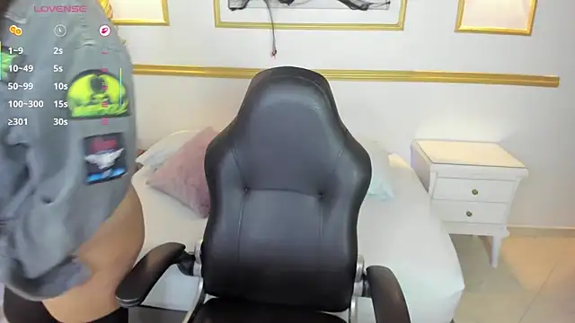 Snapshot of alice_coopperx chatting on 31, 10, 2025 alice coopperx online show from 31, 10, 2025