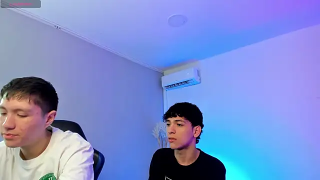 Handsomeboyss19 online show from 15, 5, 2026