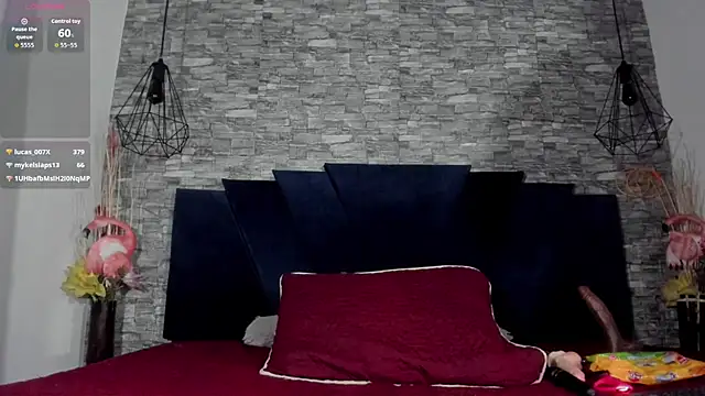 Snapshot of Emily_Brown18 chatting on 20, 11, 2025 Emily Brown18 online show from 20, 11, 2025