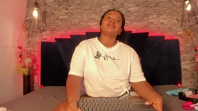 Emily Brown18 online show from 11, 4, 2026