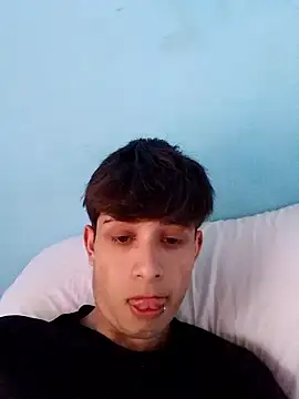 Snapshot of matiatr1112 chatting on 17, 11, 2025 matiatr1112 online show from 17, 11, 2025