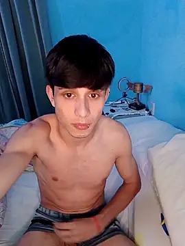 Snapshot of matiatr1112 chatting on 24, 11, 2025 matiatr1112 online show from 24, 11, 2025