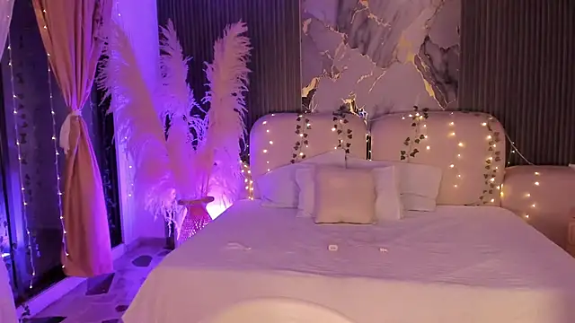 SarahCastro1  online show from 16, 3, 2026