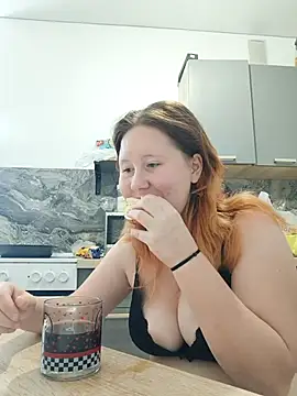 MiaKissy online show from 16, 9, 2025