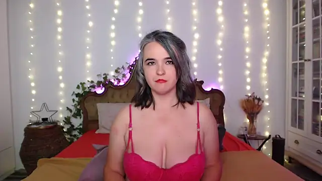 Snapshot of SilkenSin chatting on 23, 9, 2025 SilkenSin online show from 23, 9, 2025