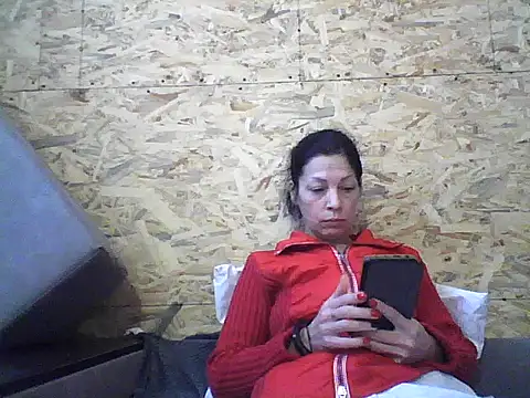 Snapshot of Milana38 chatting on 25, 10, 2025 Milana38 online show from 25, 10, 2025