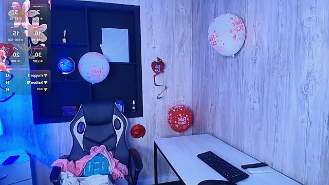 Snapshot of ZaraAlessandre chatting on 13, 9, 2025 ZaraAlessandre online show from 13, 9, 2025