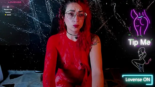 RoxanneStorm  online show from 2, 2, 2026