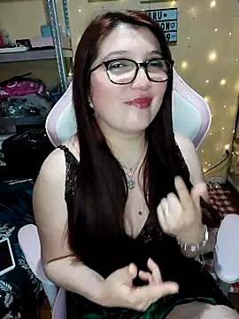 Snapshot of MaruMoon69 chatting on 23, 10, 2025 MaruMoon69 online show from 23, 10, 2025