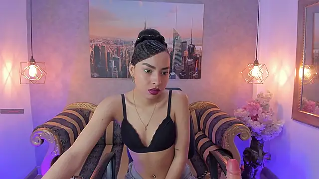 Snapshot of Lucia_jane chatting on 12, 9, 2025 Lucia jane online show from 12, 9, 2025