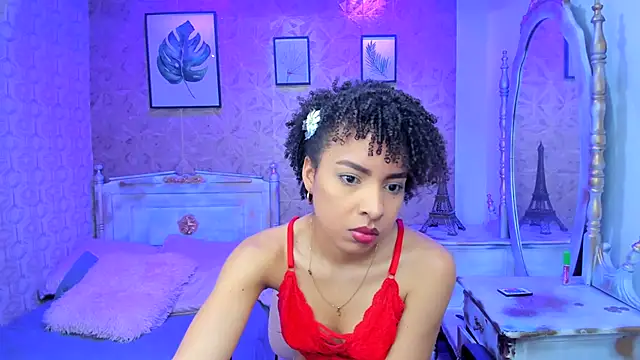 Snapshot of Lucia_jane chatting on 27, 10, 2025 Lucia jane online show from 27, 10, 2025