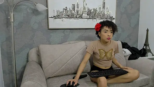 Snapshot of Lucia_jane chatting on 11, 11, 2025 Lucia jane online show from 11, 11, 2025