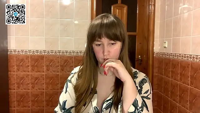 MaroonMoon  online show from 13, 12, 2025