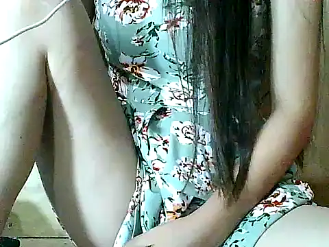 Snapshot of pinay-momm1682 chatting on 13, 12, 2025 pinay-momm1682 online show from 13, 12, 2025