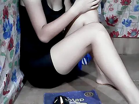 pinay-momm1682 online show from 14, 4, 2026