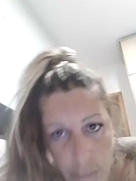 Snapshot of canariamorbosa chatting on 25, 9, 2025 canariamorbosa online show from 25, 9, 2025