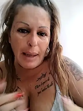 Snapshot of canariamorbosa chatting on 6, 10, 2025 canariamorbosa online show from 6, 10, 2025